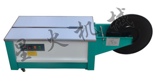 ���_����C